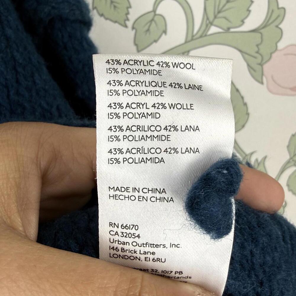 Anthropologie Scoopneck Wool Blend Cropped Navy Blue Knit Sweater - Size - Small - Picture 4 of 7